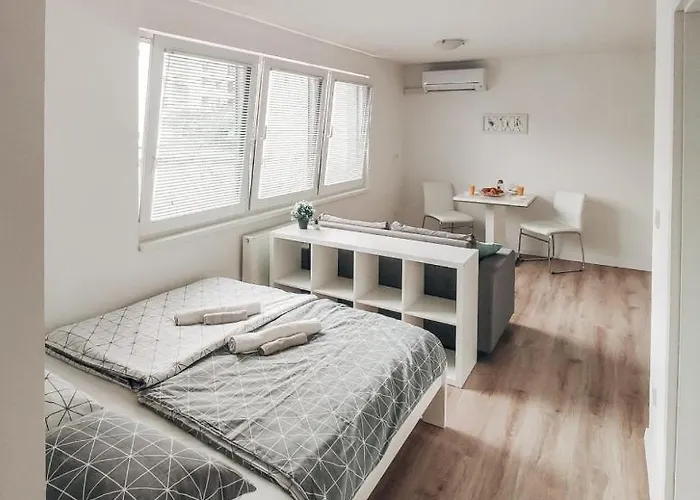 Apartament Sanya #2 *